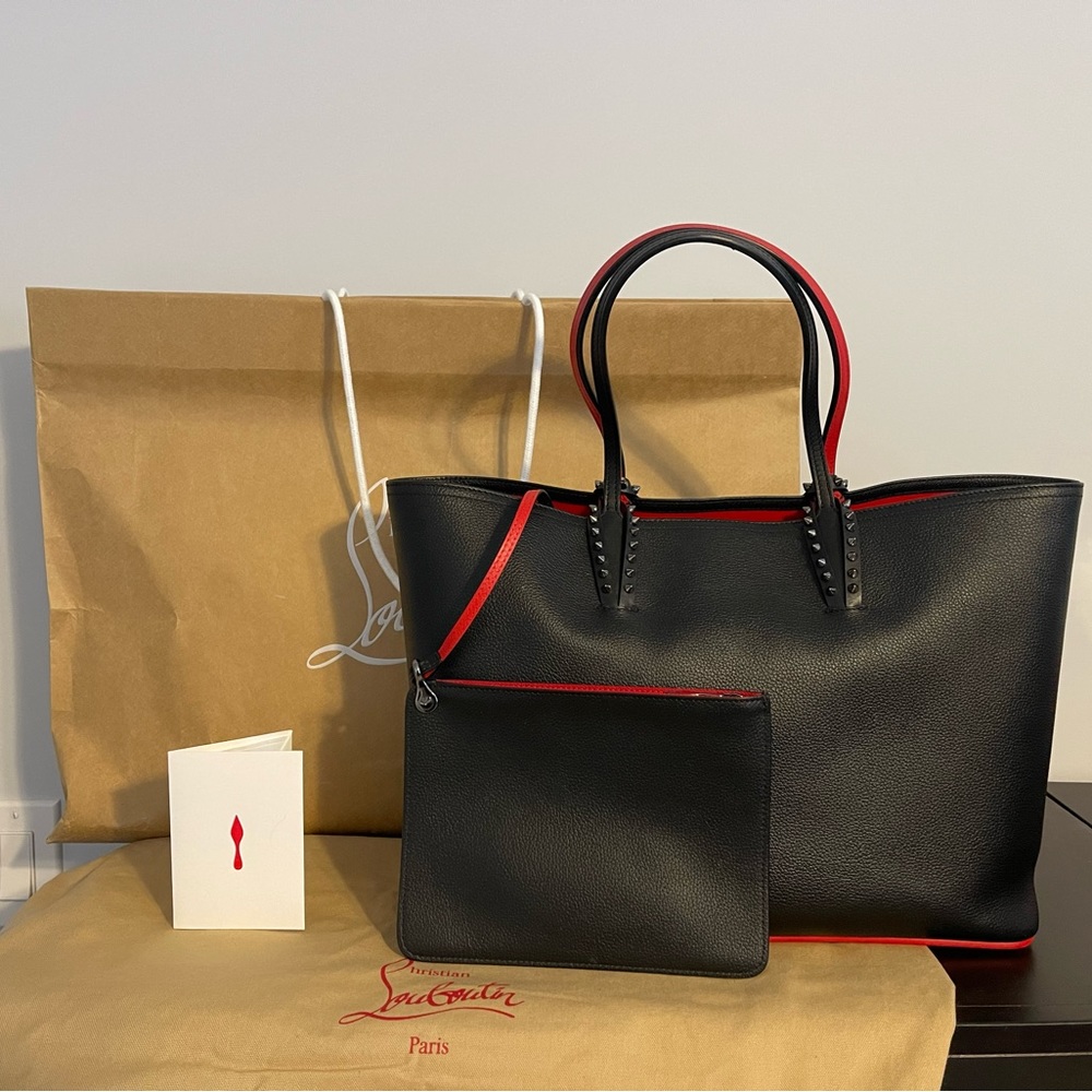 ❤️Christian Louboutin Cabata large Tote❤️